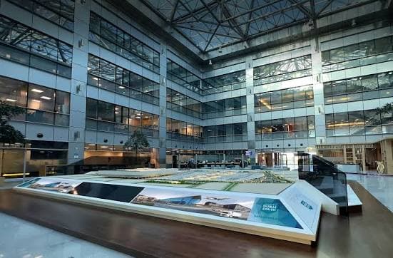Inside the Dubai South Business Centre